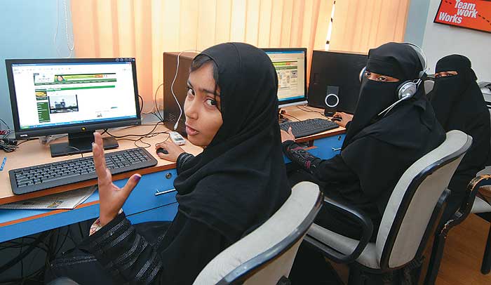 Hyderabadi Muslim Women On Life And Work Cafe Dissensus Everyday 